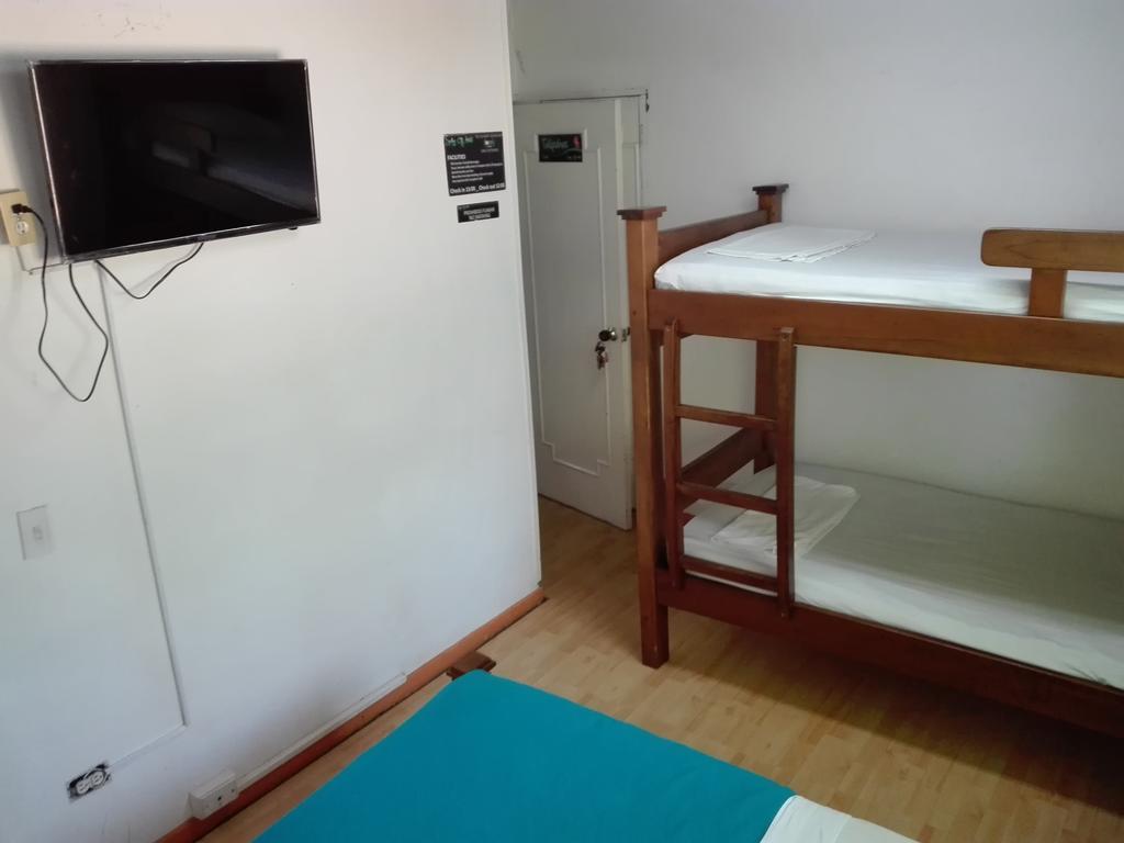 מדיין Spring City Hostel מראה חיצוני תמונה