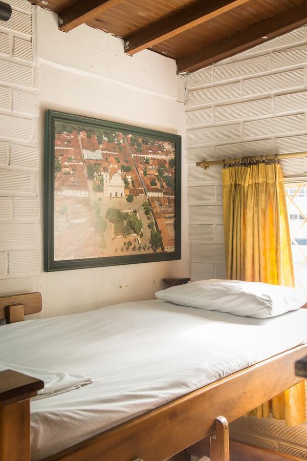 מדיין Spring City Hostel מראה חיצוני תמונה