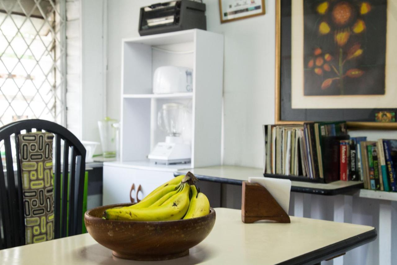 מדיין Spring City Hostel מראה חיצוני תמונה