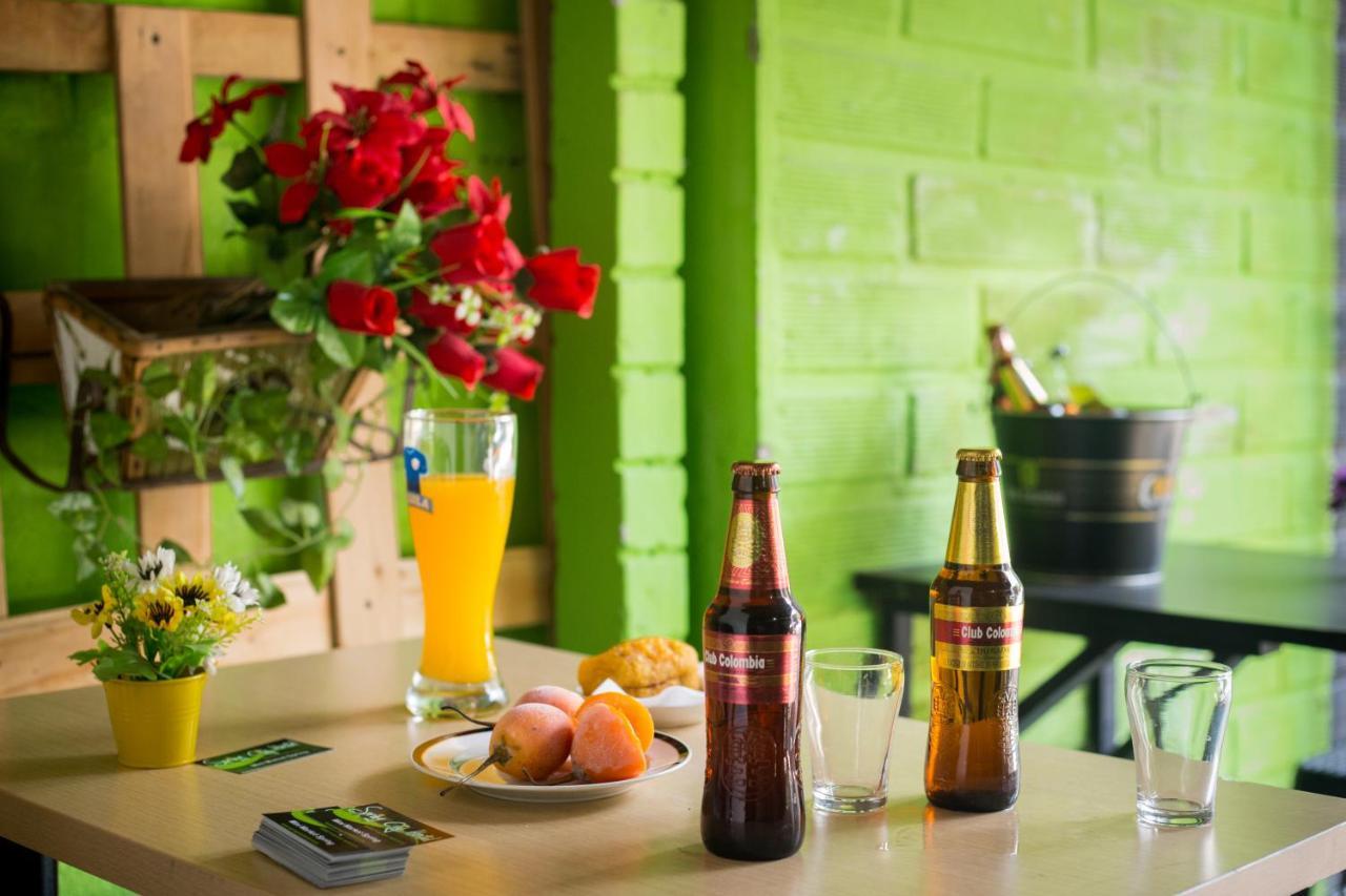 מדיין Spring City Hostel מראה חיצוני תמונה